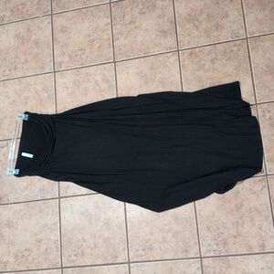 Love In Black Maxiskirt